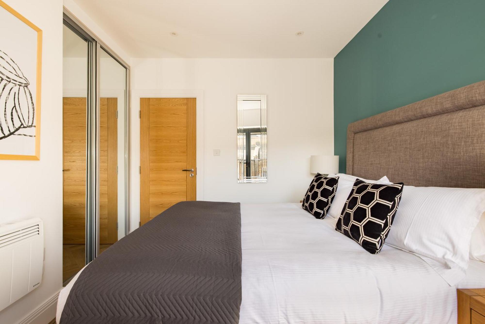 Apartment Charles Hope Riverside Staines-upon-Thames